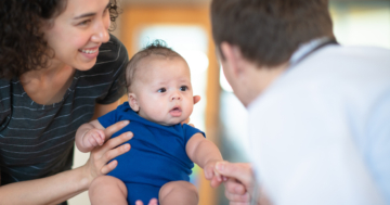 mamma parla con pediatra