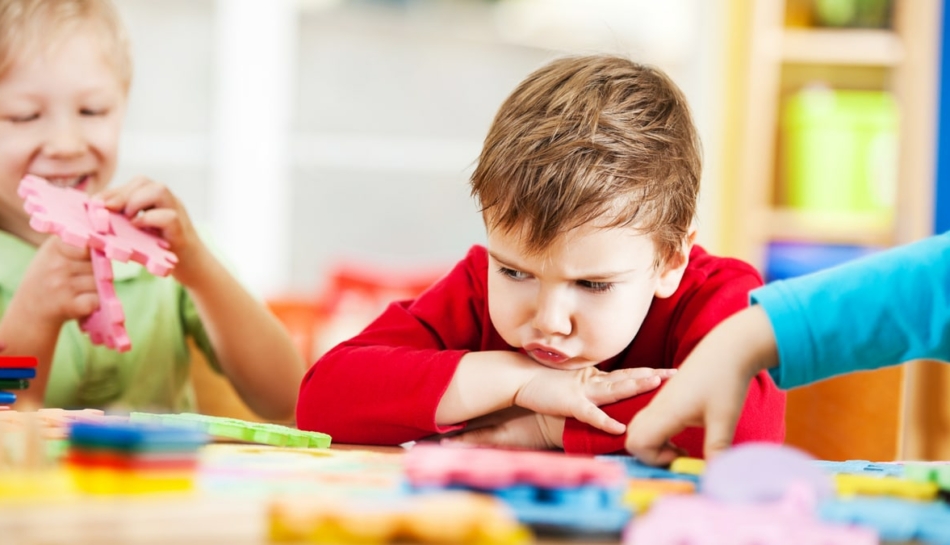 Bambino con ADHD a scuola