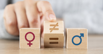 Simboli maschile e femminile a confronto